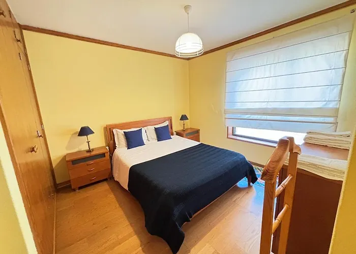 Two Bedroom Near And Casino Daire Figueira da Foz