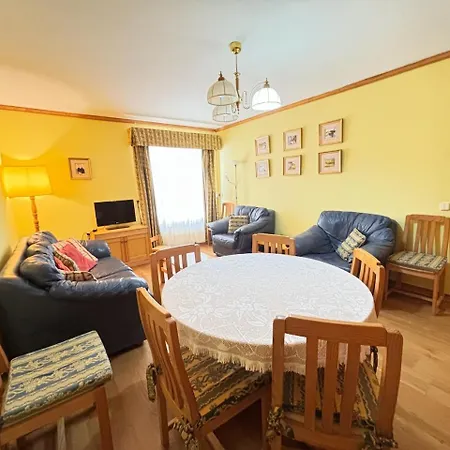Apartmán Two Bedroom Near And Casino