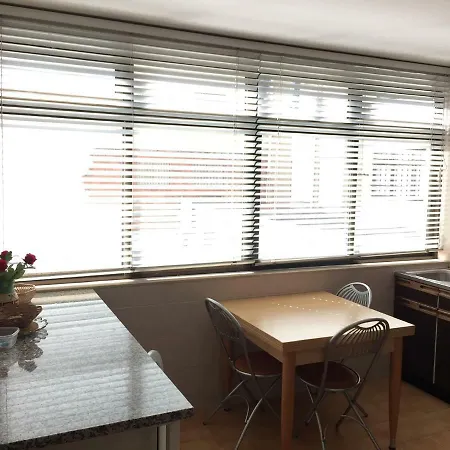 Apartment Two Bedroom Near And Casino *